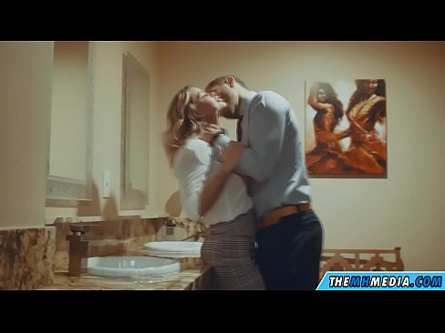 ❤️ Quando uma loira peituda o seduz em um banheiro público ️❌ Porno duro em nós pt-br.kenhdammy.top ❤